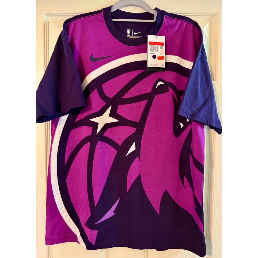 Minnesota Timberwolves Essential City Edition NWT T-shirt in Vivid Purple/Purp